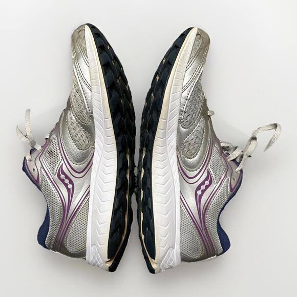 Saucony Cohesion 12 Woman’s Size 9 Gray‎ Pink Athletic Running Shoes - Picture 3 of 5